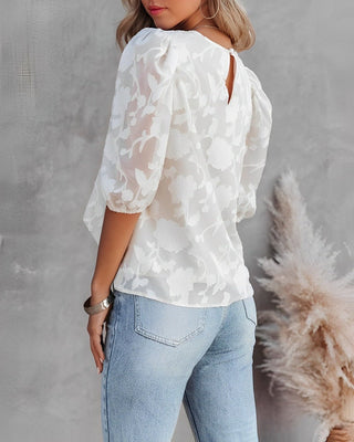 Luchtige korte mouwen chiffon blouse voor een elegante zomerse look - Bayu